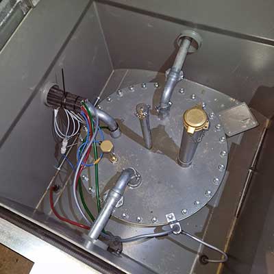 Installation Tank für Altöl